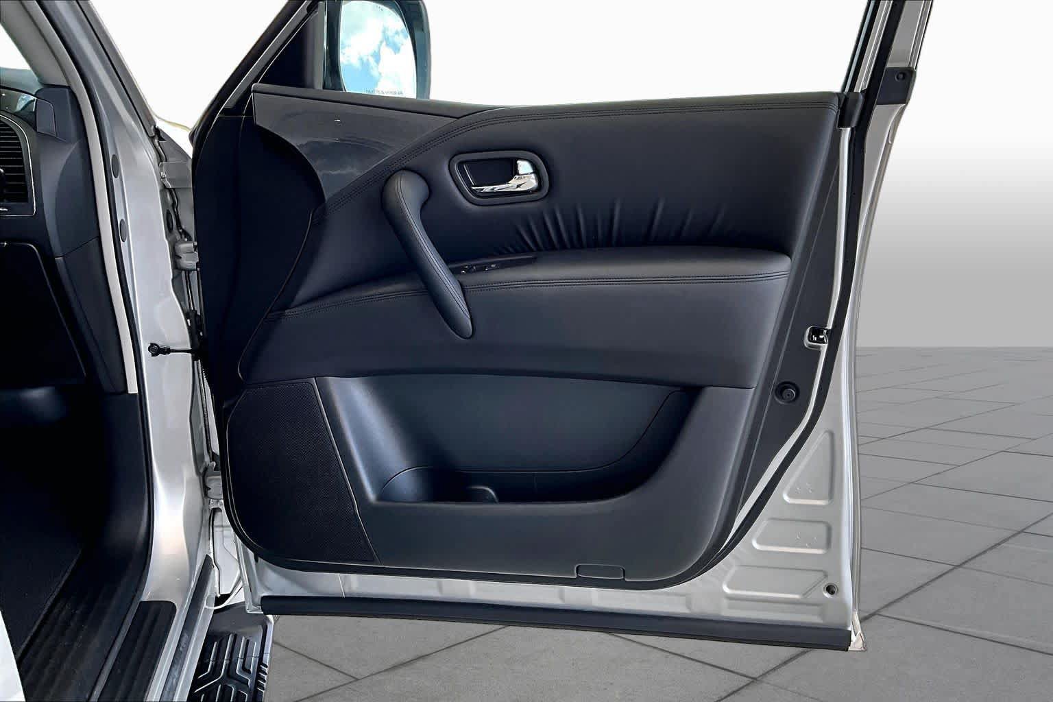 Used 2023 Nissan Armada SV w/ Cargo Package AWD/4WD image 24