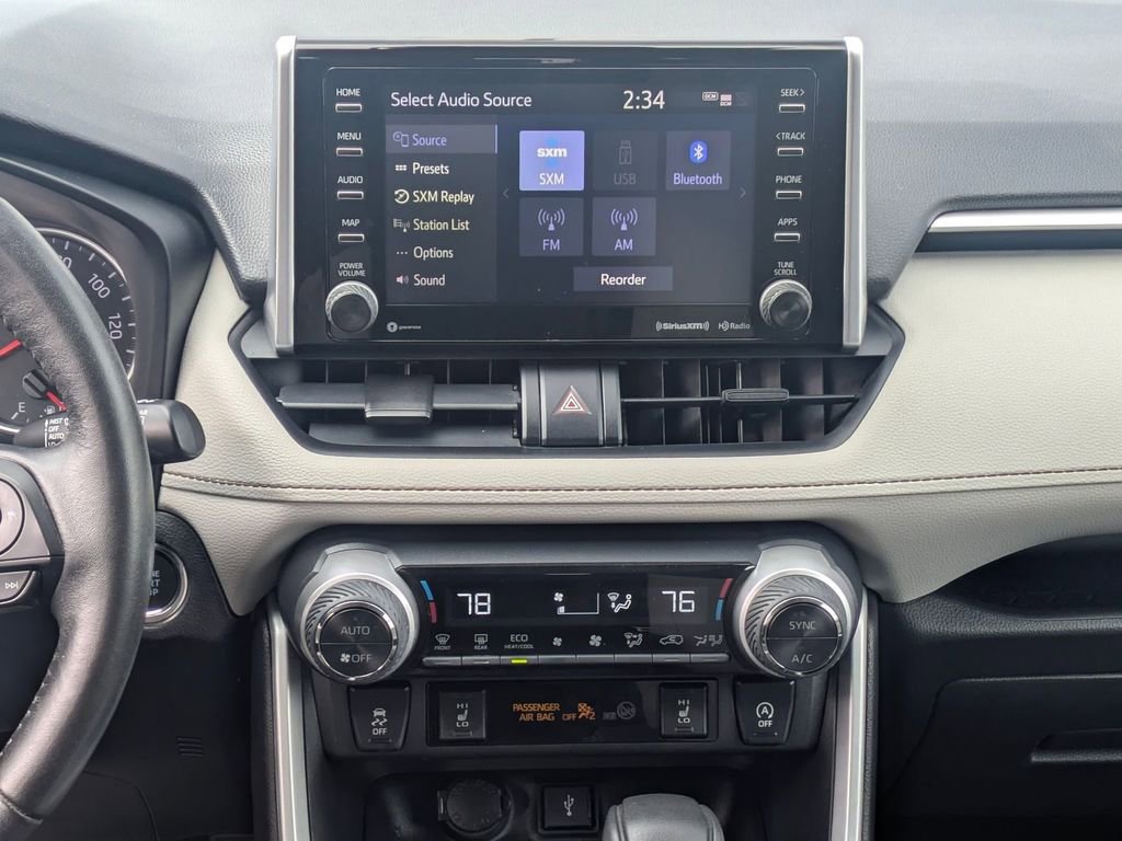 Used 2021 Toyota RAV4 XLE w/ Convenience Package image 34