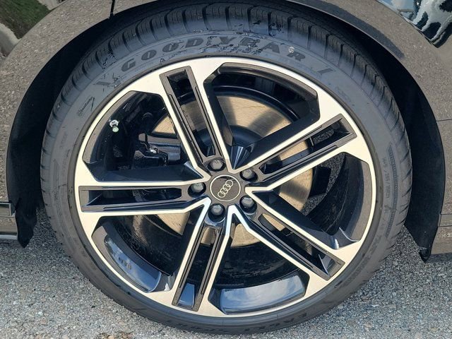 New 2026 Audi A8 L 3.0T image 5