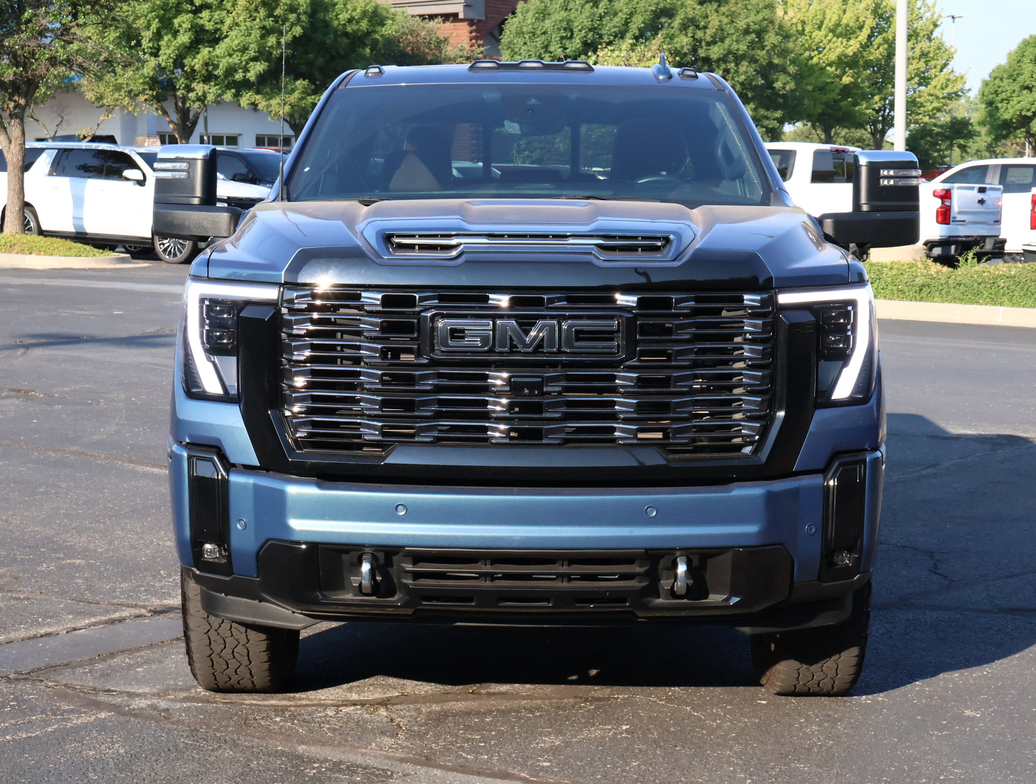 Used 2025 GMC Sierra 2500 Denali Ultimate w/ Max Trailering Package AWD/4WD image 35