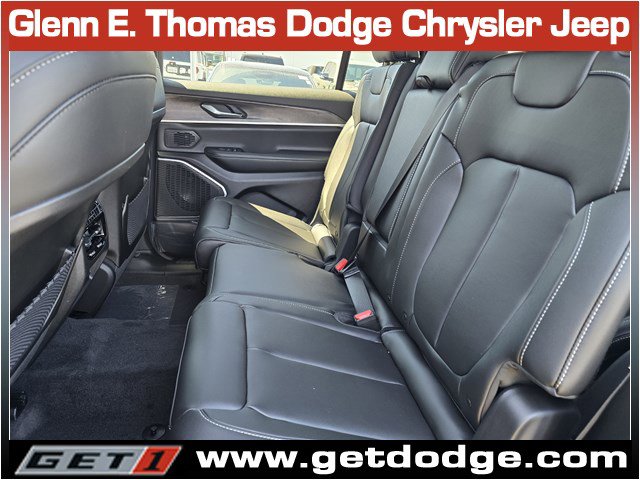 New 2026 Jeep Grand Cherokee L Limited AWD/4WD image 12