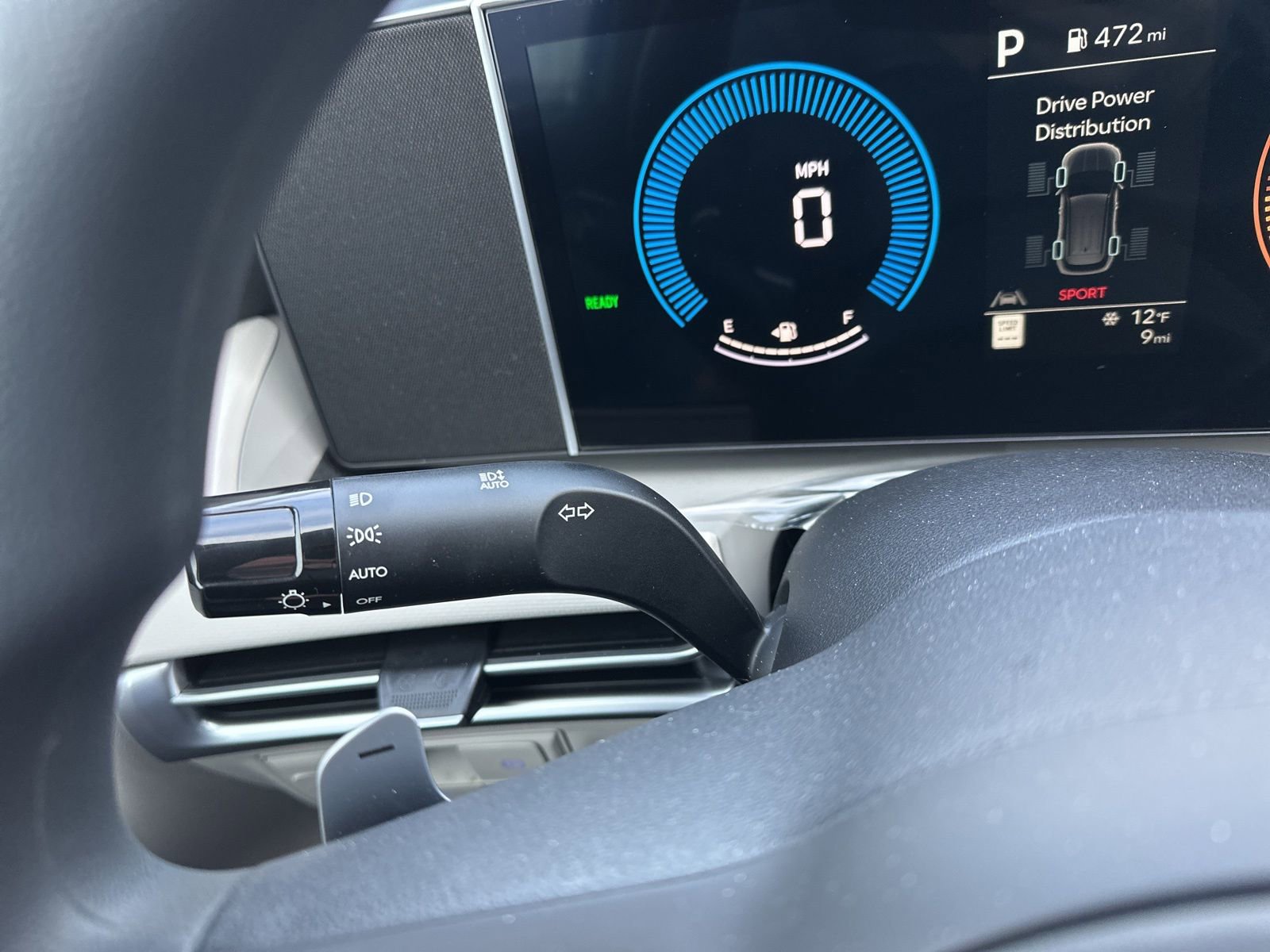 New 2026 Hyundai Tucson Blue SE image 41