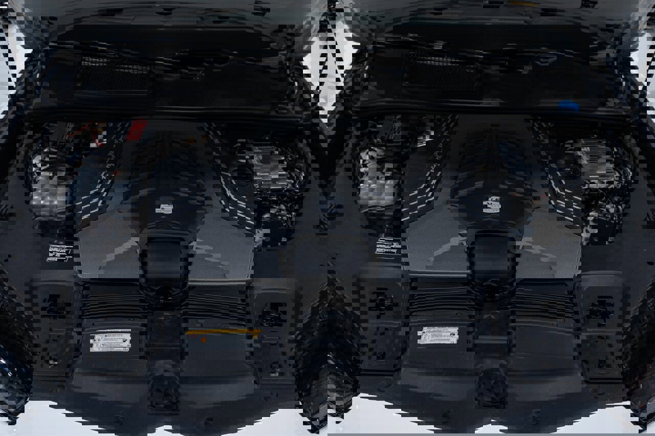 Used 2019 Lamborghini Urus image 45