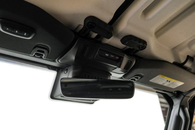 Used 2025 Jeep Gladiator Sport AWD/4WD image 66