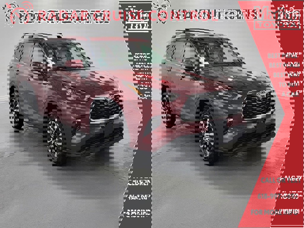 Used 2022 Toyota Highlander XLE image 1