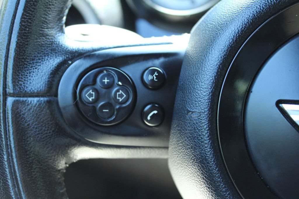 Used 2011 MINI Cooper Convertible FWD image 25