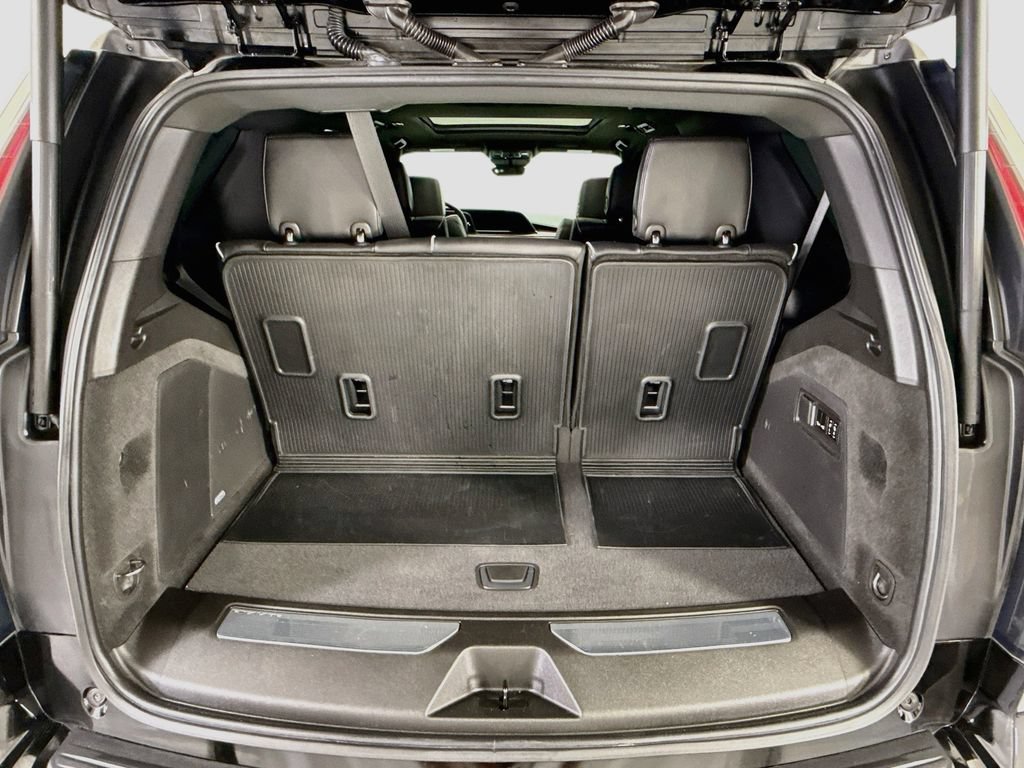 Used 2023 Cadillac Escalade Premium Luxury w/ LPO, Floor Liner Package AWD/4WD image 28