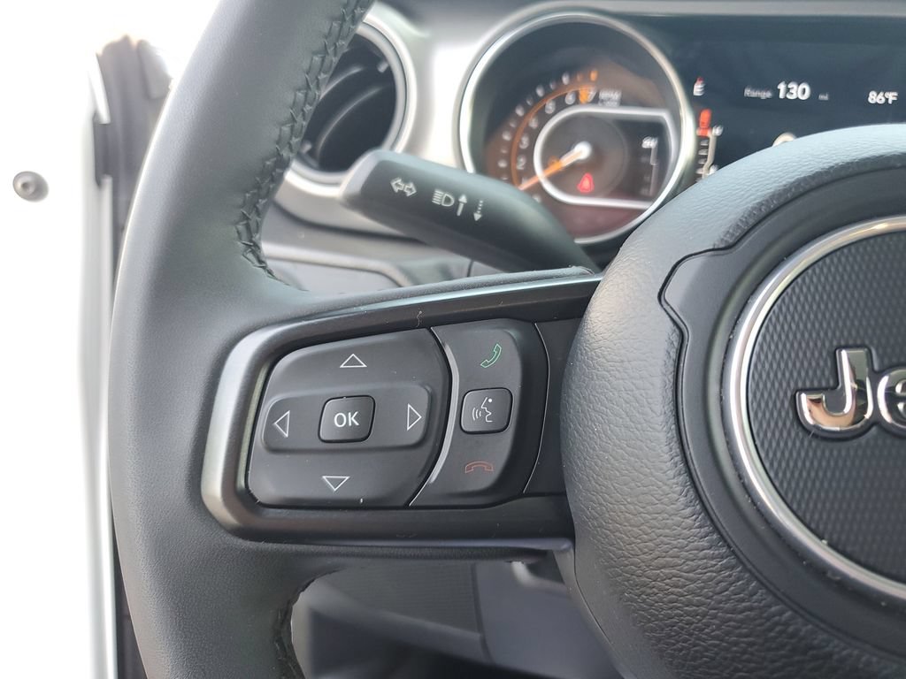 Certified 2023 Jeep Gladiator Mojave AWD/4WD image 19