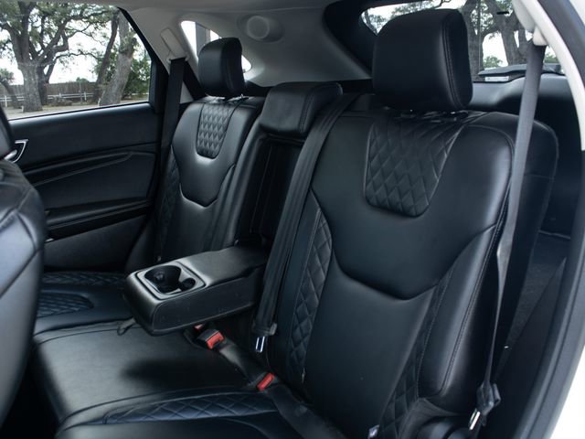 Used 2024 Ford Edge Titanium AWD/4WD image 17