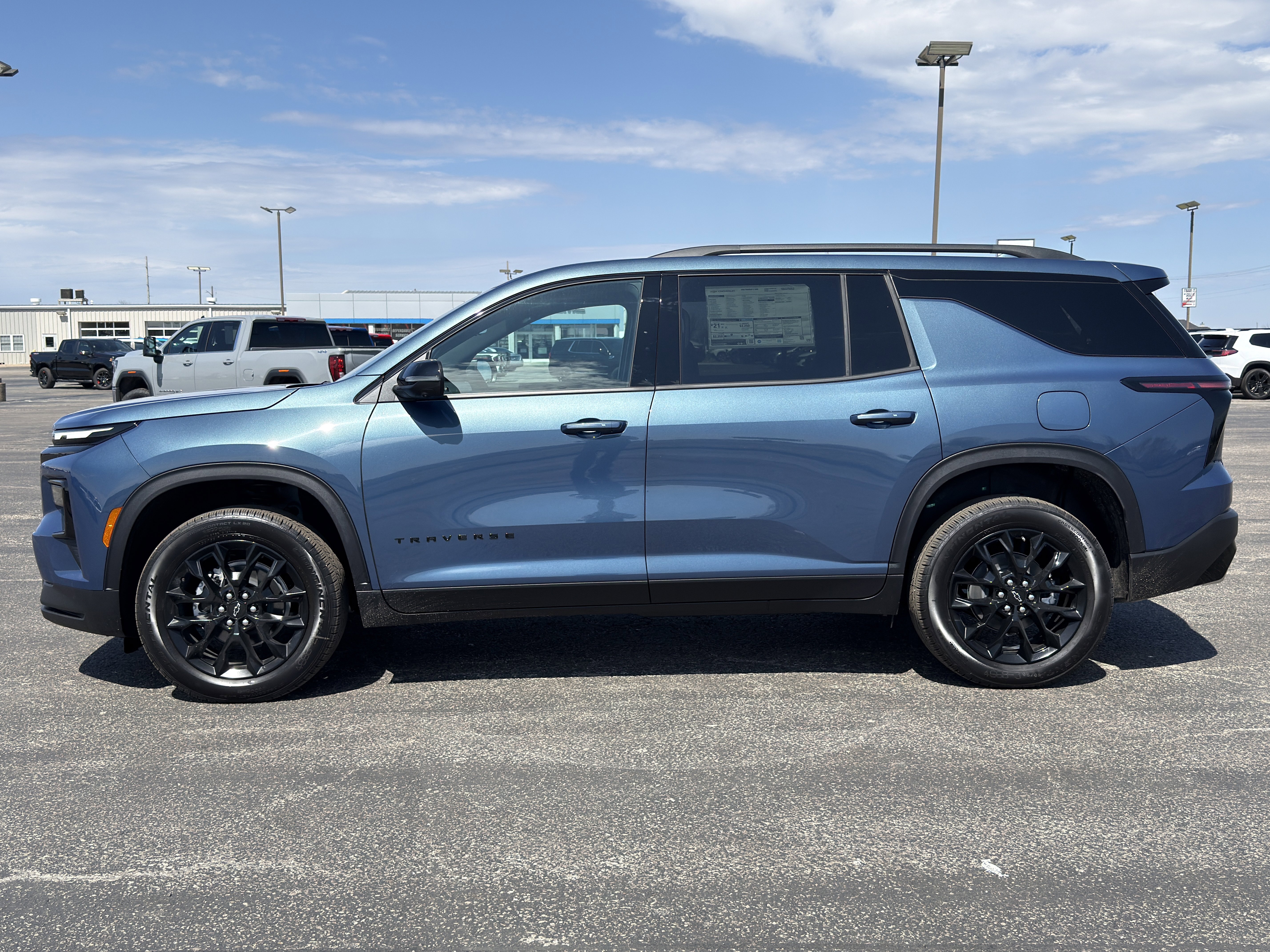 New 2026 Chevrolet Traverse LT image 6