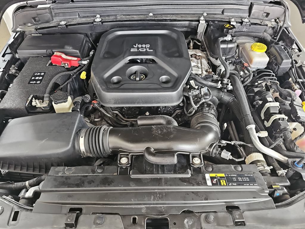 Used 2018 Jeep Wrangler Unlimited Sport S AWD/4WD image 34