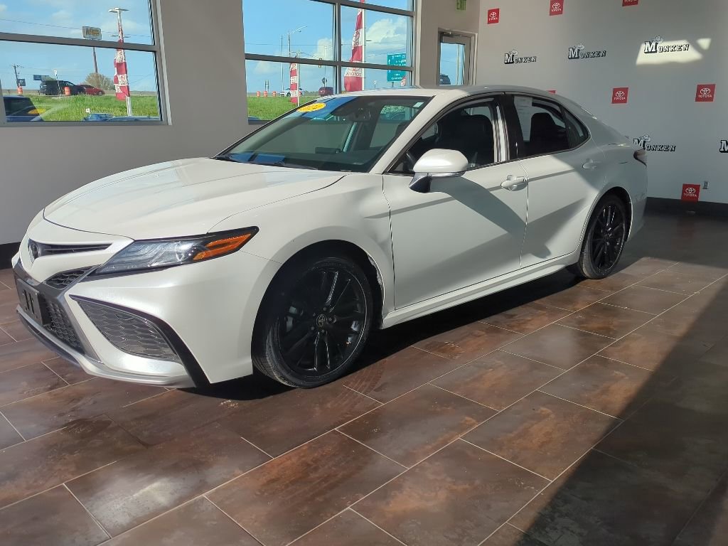 Used 2024 Toyota Camry XSE image 4