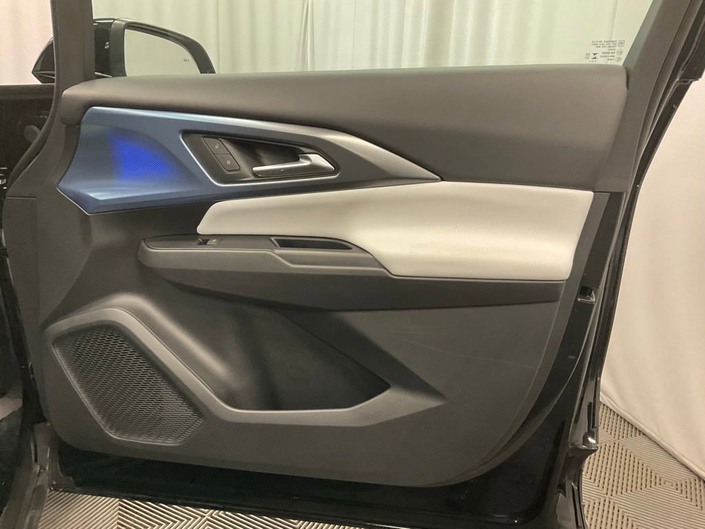 Used 2025 Chevrolet Equinox EV LT w/ Convenience Package II AWD/4WD image 31