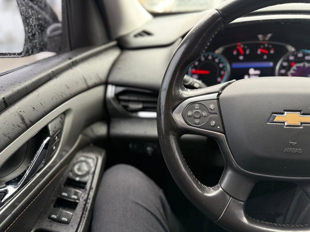 Used 2020 Chevrolet Traverse LT w/ Driver Confidence II Package image 7
