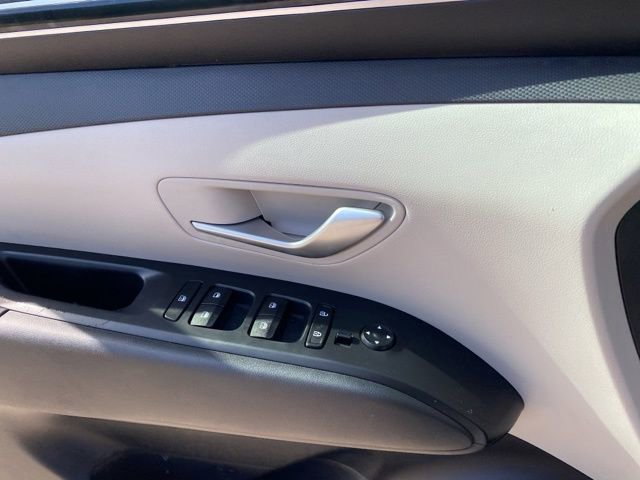 Used 2022 Hyundai Tucson SEL w/ Cargo Package AWD/4WD image 24