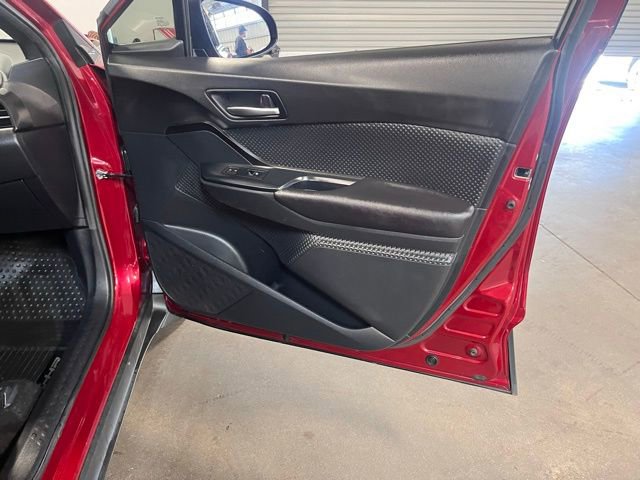 Used 2018 Toyota C-HR XLE image 12