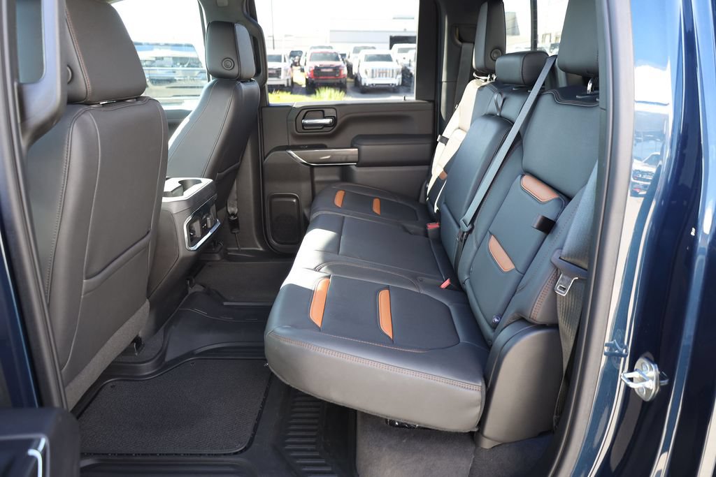 Used 2022 GMC Sierra 3500 AT4 w/ AT4 Premium Plus Package AWD/4WD image 18
