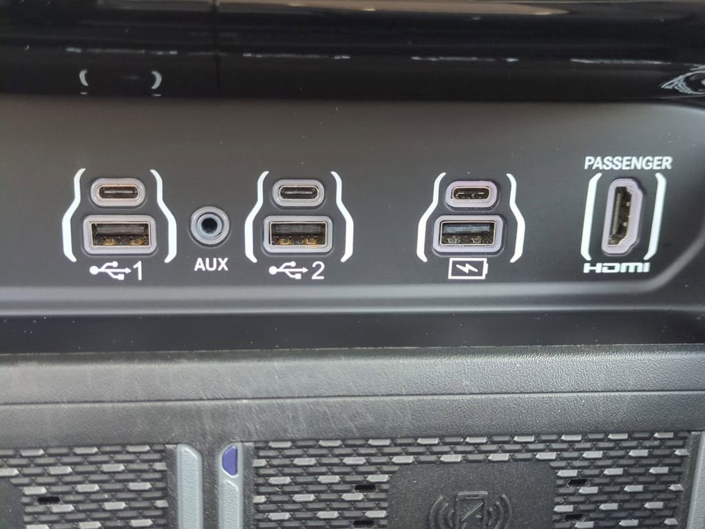 Used 2025 RAM 2500 Limited image 23