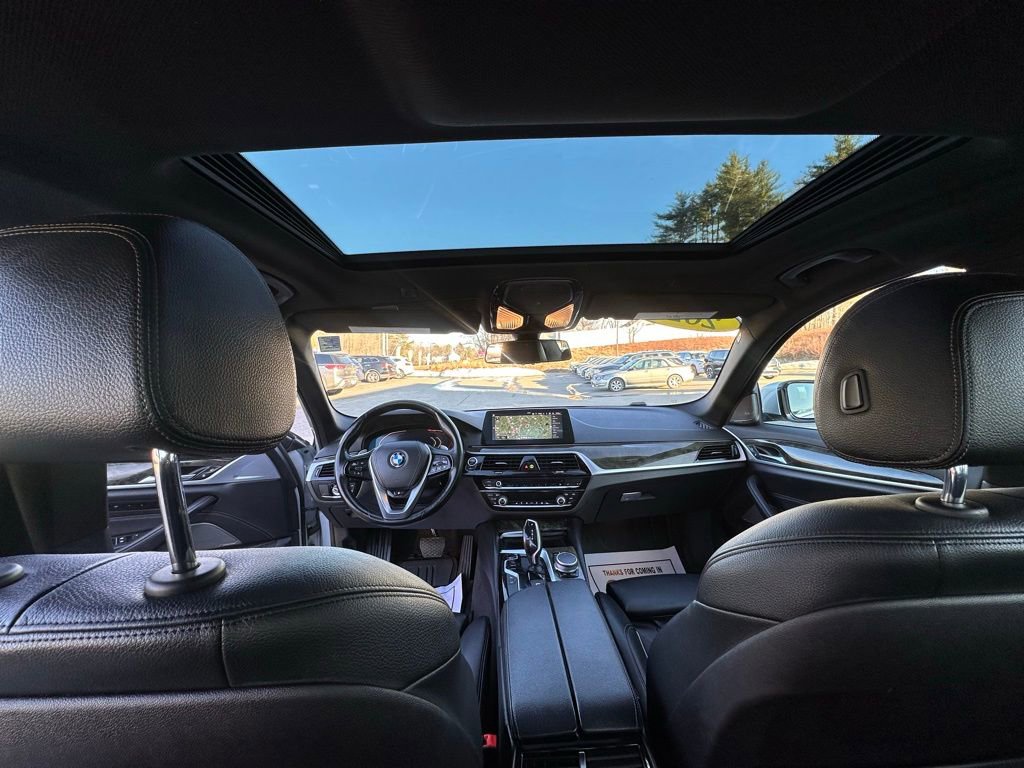 Used 2020 BMW 530i xDrive w/ Premium Package image 27