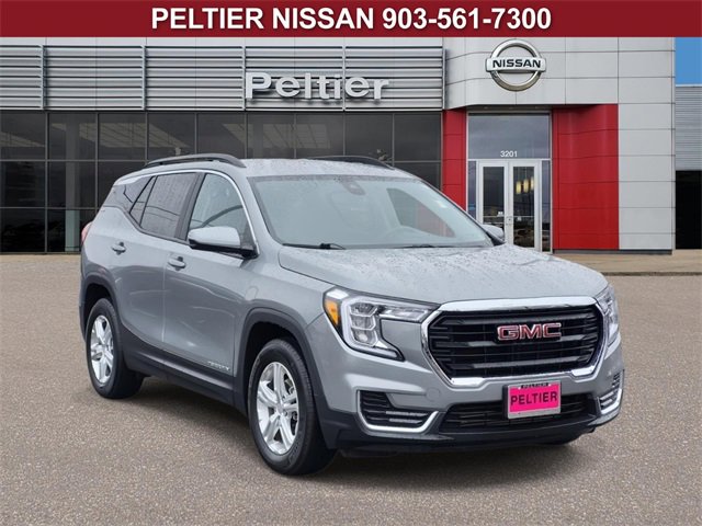 Used 2024 GMC Terrain SLE w/ Driver Convenience Package