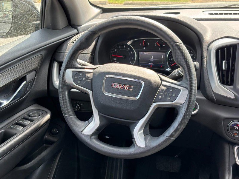 Used 2023 GMC Terrain SLE w/ Driver Convenience Package FWD image 12