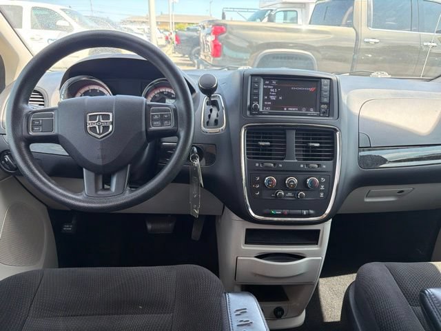 Used 2019 Dodge Grand Caravan SE FWD image 20