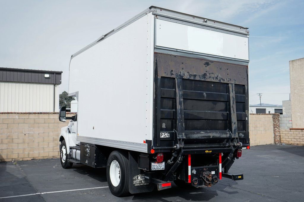 Used 2016 Ford F650 2WD Regular Cab Super Duty image 6