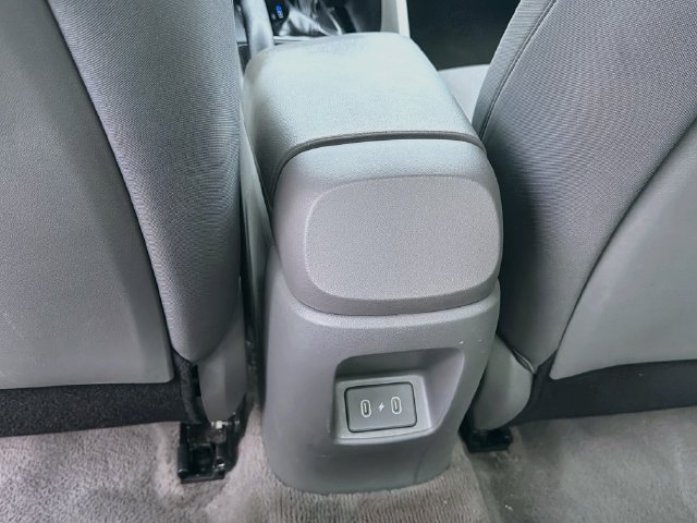 Certified 2025 Hyundai Elantra SE FWD image 25