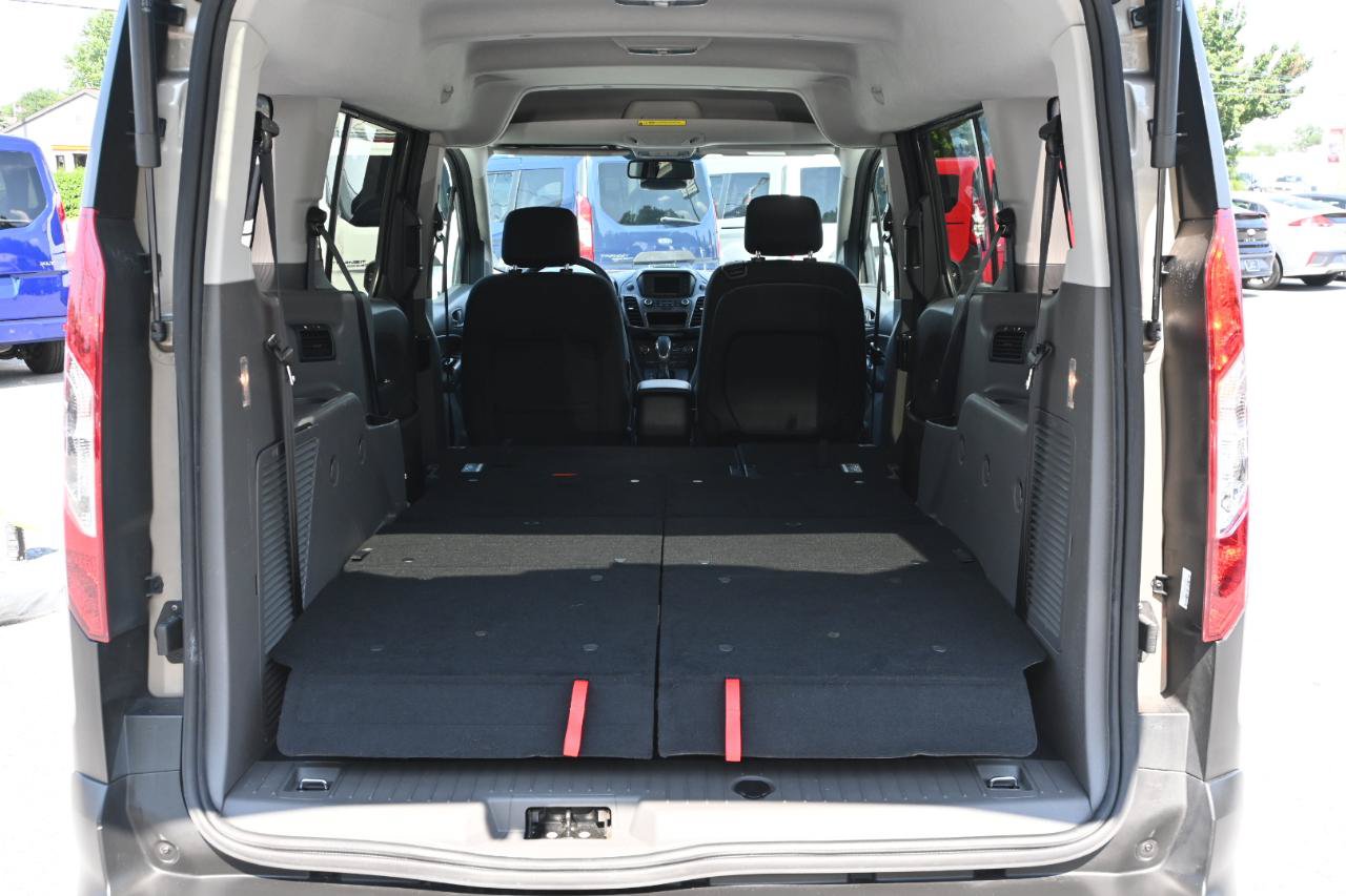 Used 2021 Ford Transit Connect XL FWD image 19