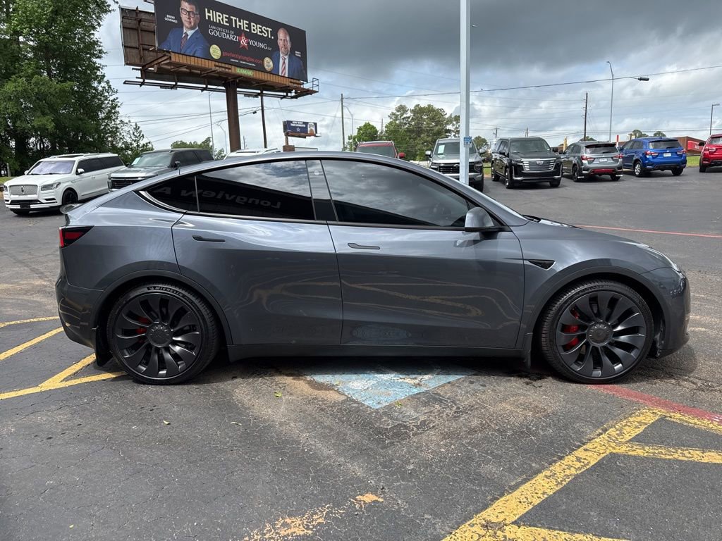 Used 2022 Tesla Model Y Performance image 5