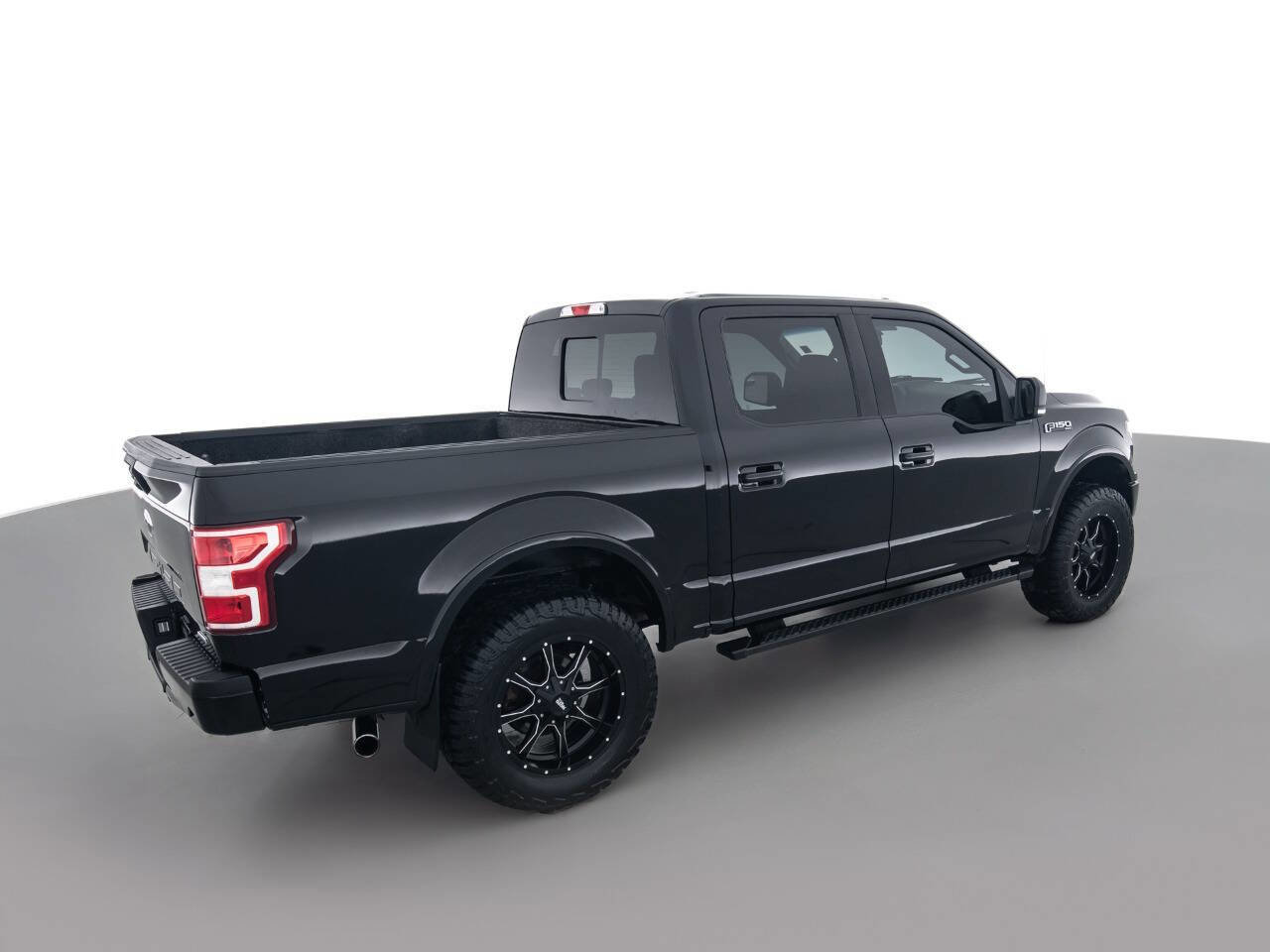 Used 2018 Ford F150 XLT w/ Equipment Group 302A Luxury image 5