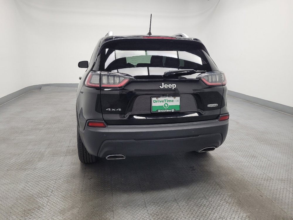 Used 2019 Jeep Cherokee Latitude Plus w/ Cold Weather Group AWD/4WD image 6