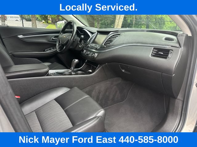 Used 2017 Chevrolet Impala LT w/ Convenience Package FWD image 29