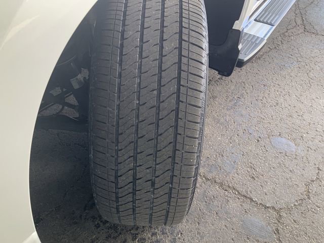 Used 2024 Chevrolet Silverado 1500 High Country image 11