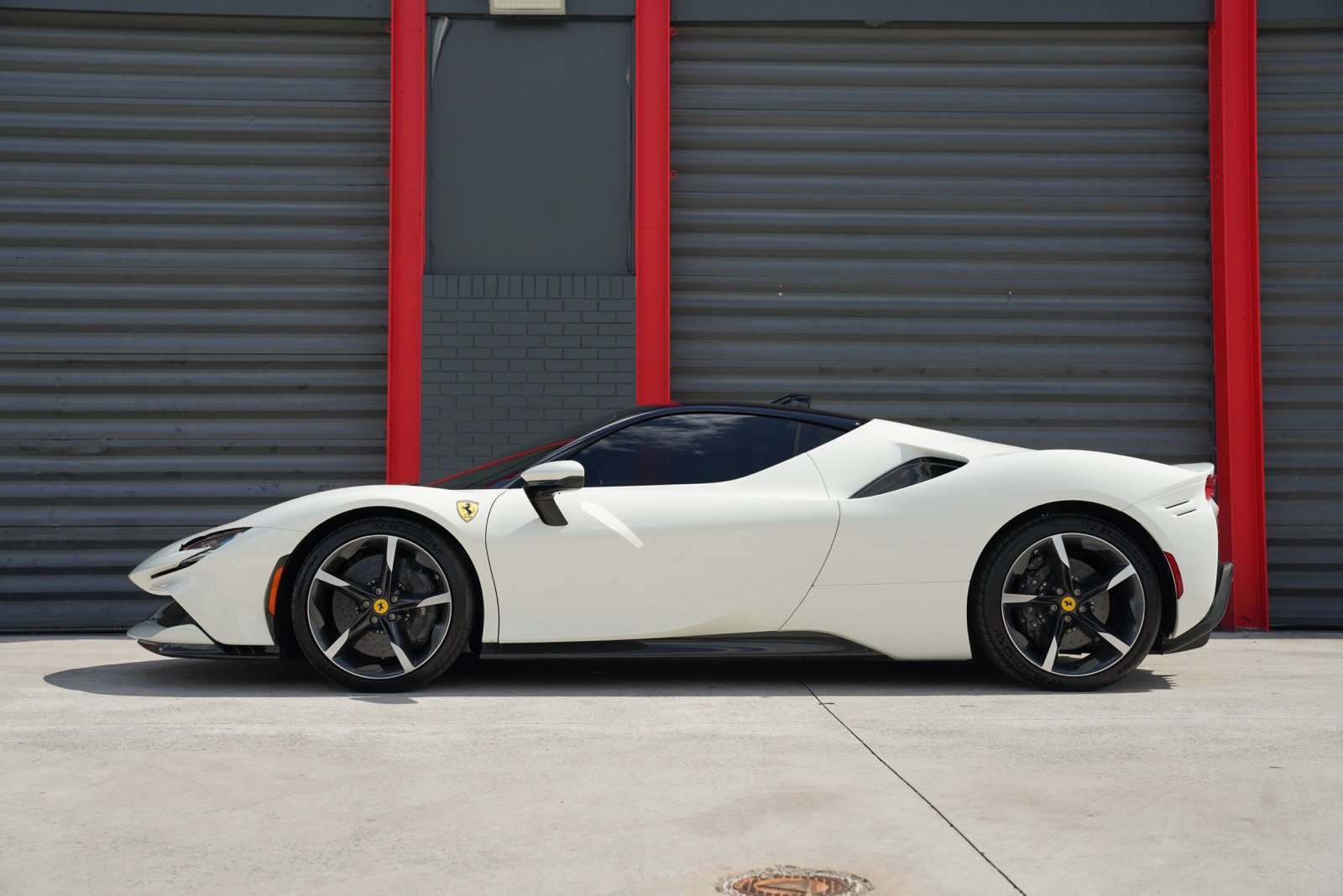 Used 2023 Ferrari SF90 Stradale image 11