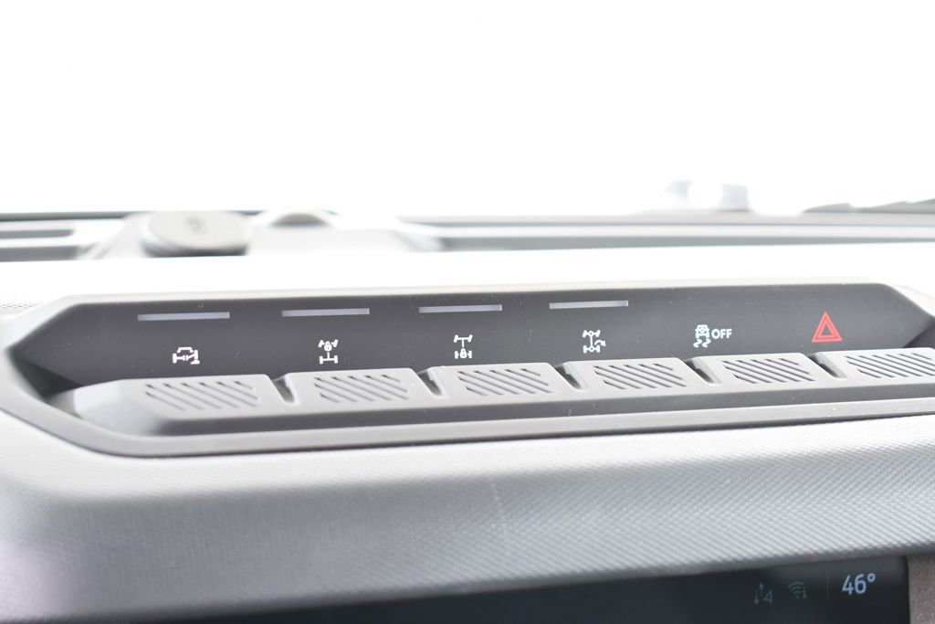 New 2025 Ford Bronco Badlands image 28