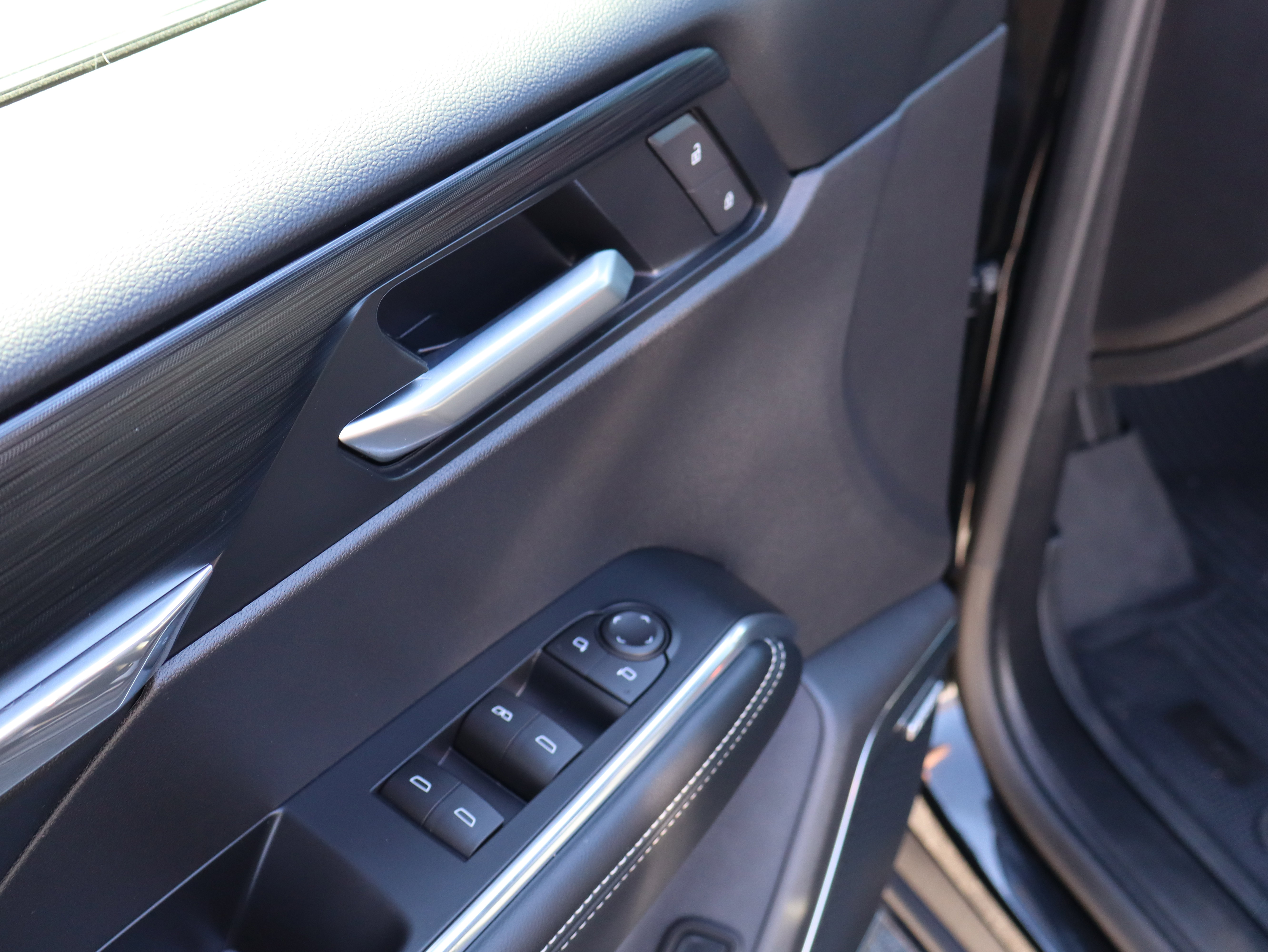 New 2026 GMC Acadia Elevation w/ Super Cruise Package image 19