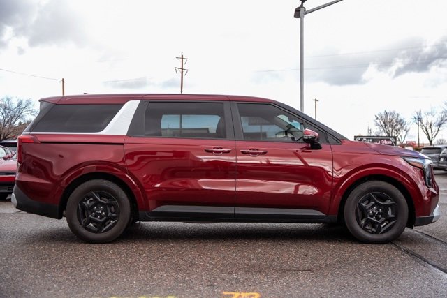 Used 2025 Kia Carnival LXS image 4