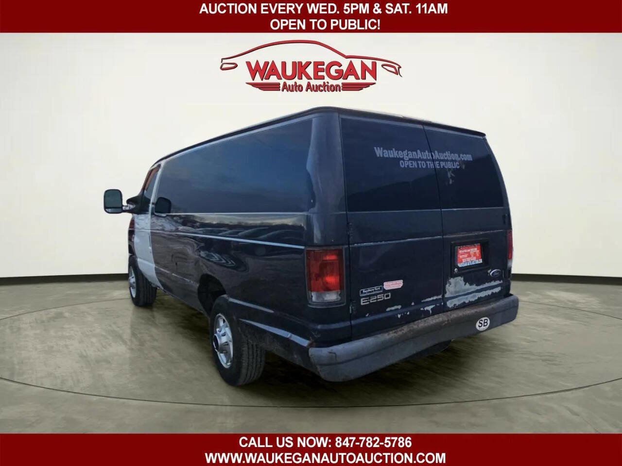 Used 2004 Ford E-250 and Econoline 250 Extended image 6