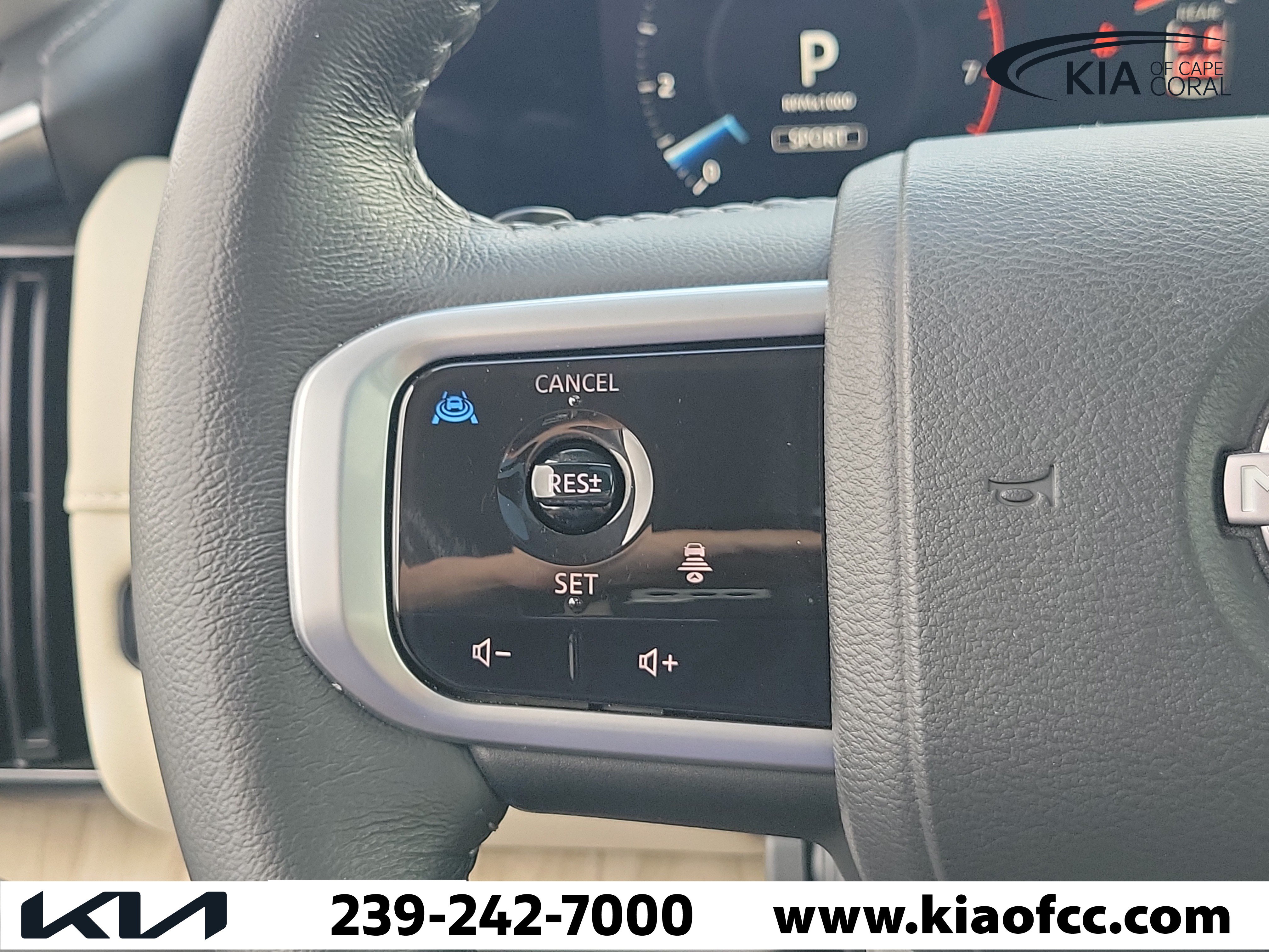 Used 2025 Nissan Armada Platinum AWD/4WD image 25