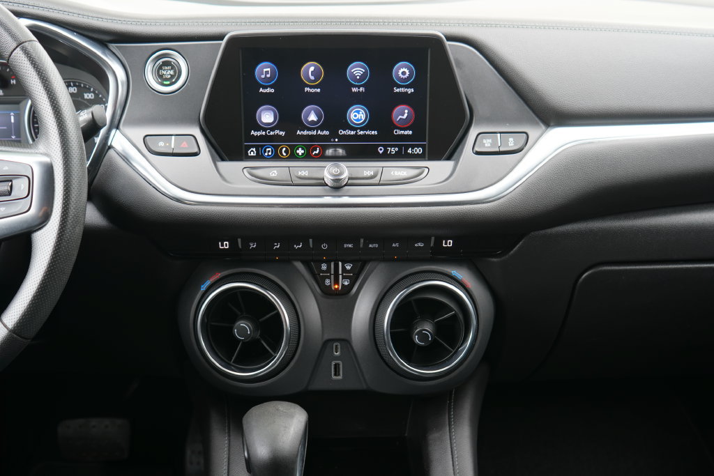 Used 2021 Chevrolet Blazer LT FWD image 21