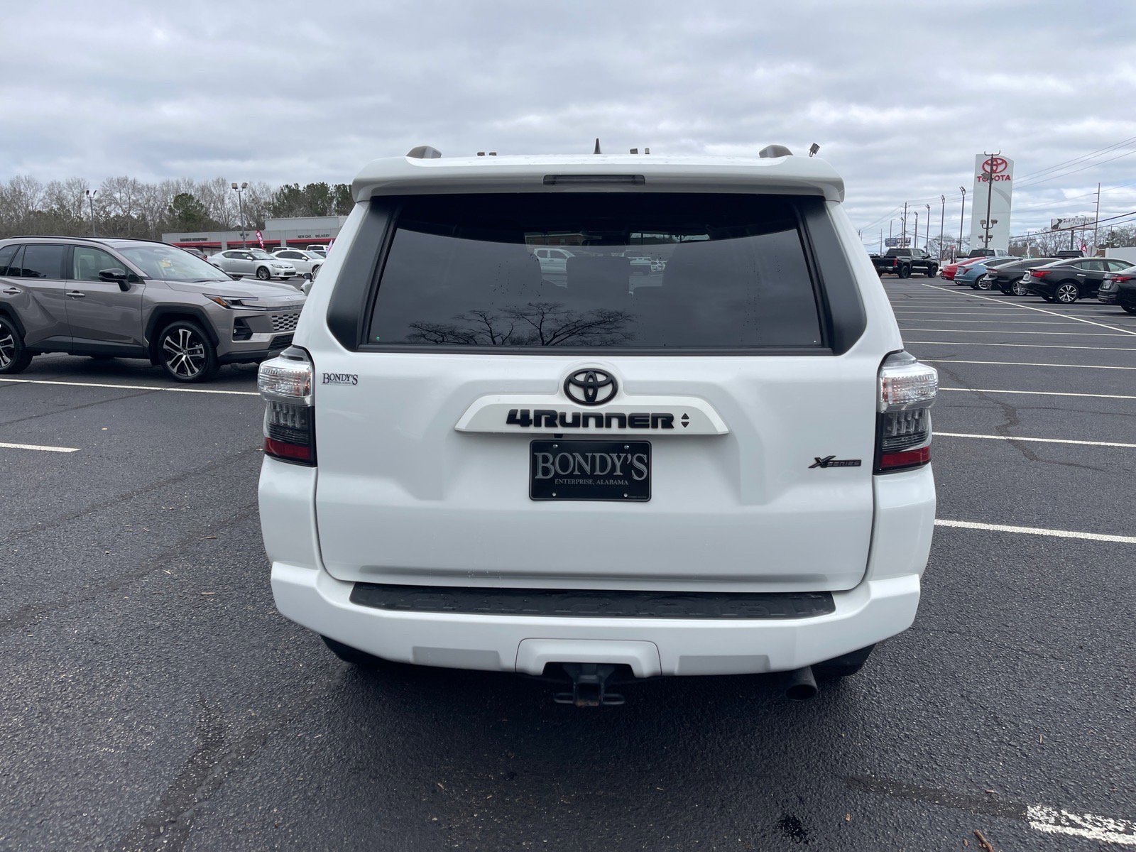 Used 2023 Toyota 4Runner SR5 Premium w/ Moonroof Package image 15
