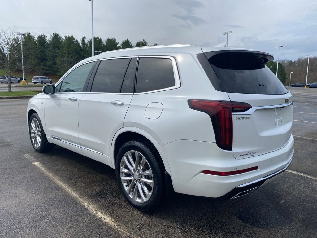 Used 2023 Cadillac XT6 Premium Luxury image 5