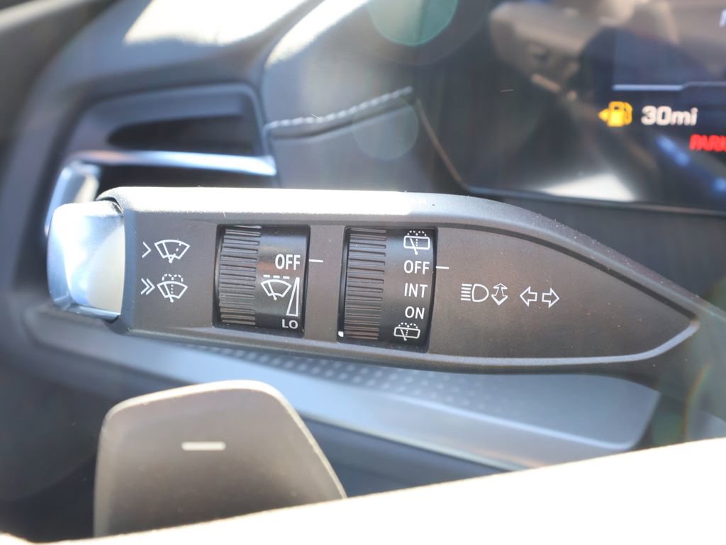 New 2026 Chevrolet Traverse LT w/ Sun and Wheel Package FWD image 15