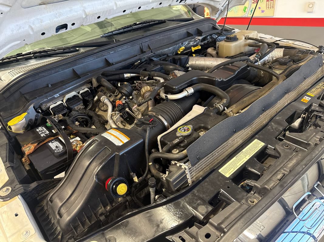 Used 2013 Ford F250 Lariat w/ Chrome Pkg AWD/4WD image 81