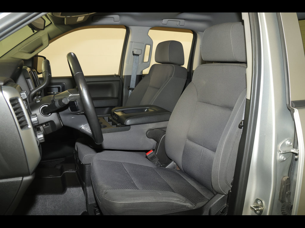 Certified 2019 Chevrolet Silverado 1500 LT w/ All Star Edition AWD/4WD image 24