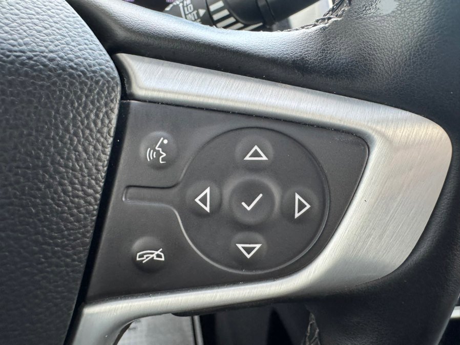 Used 2023 GMC Terrain SLT image 16