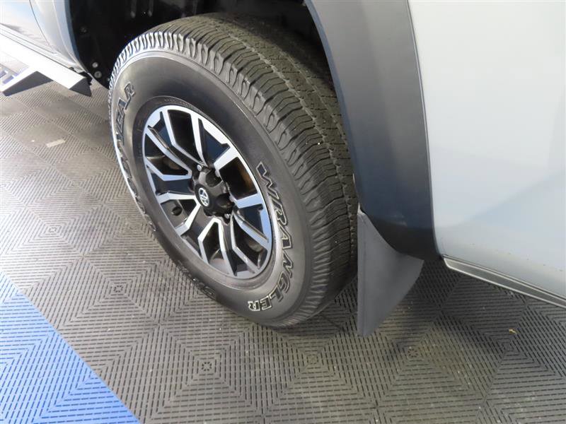 Used 2021 Toyota Tacoma TRD Off-Road image 26