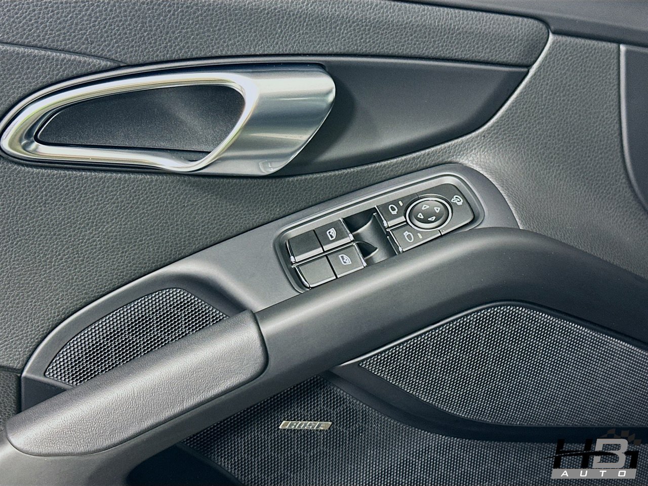 Used 2024 Porsche 718 Boxster w/ Premium Package RWD image 13