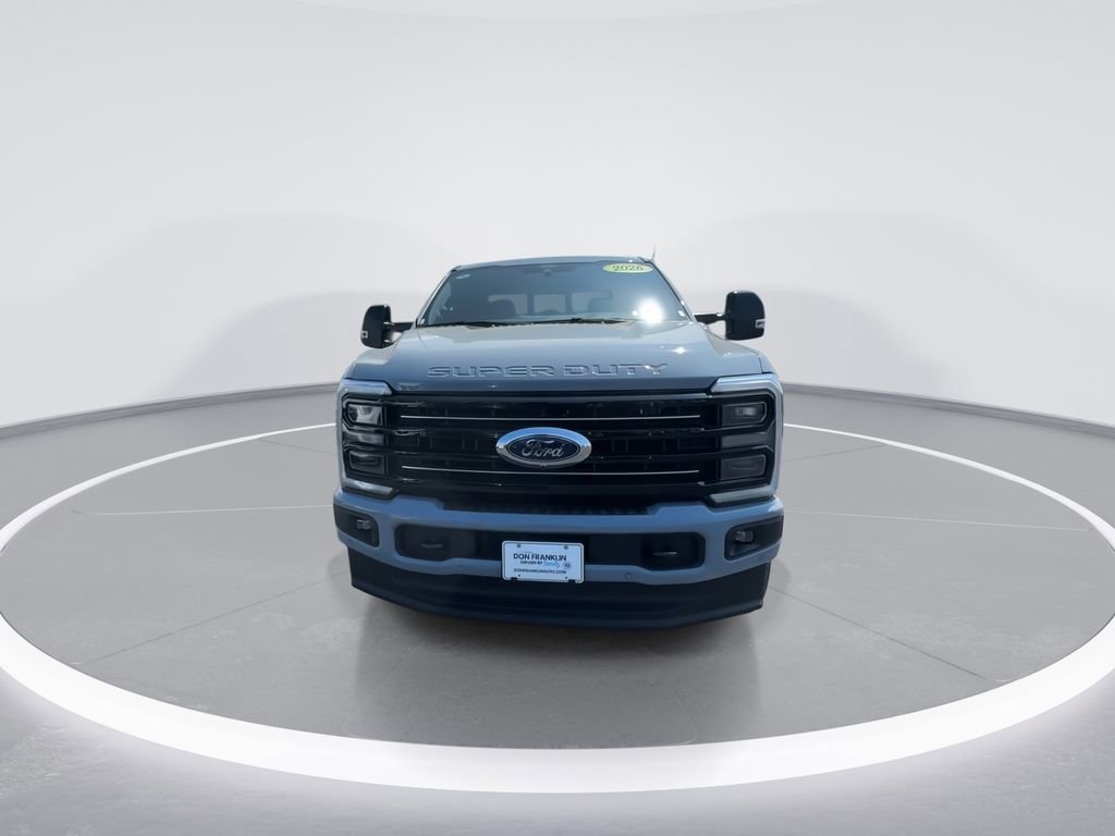 Used 2026 Ford F250 Platinum AWD/4WD image 3